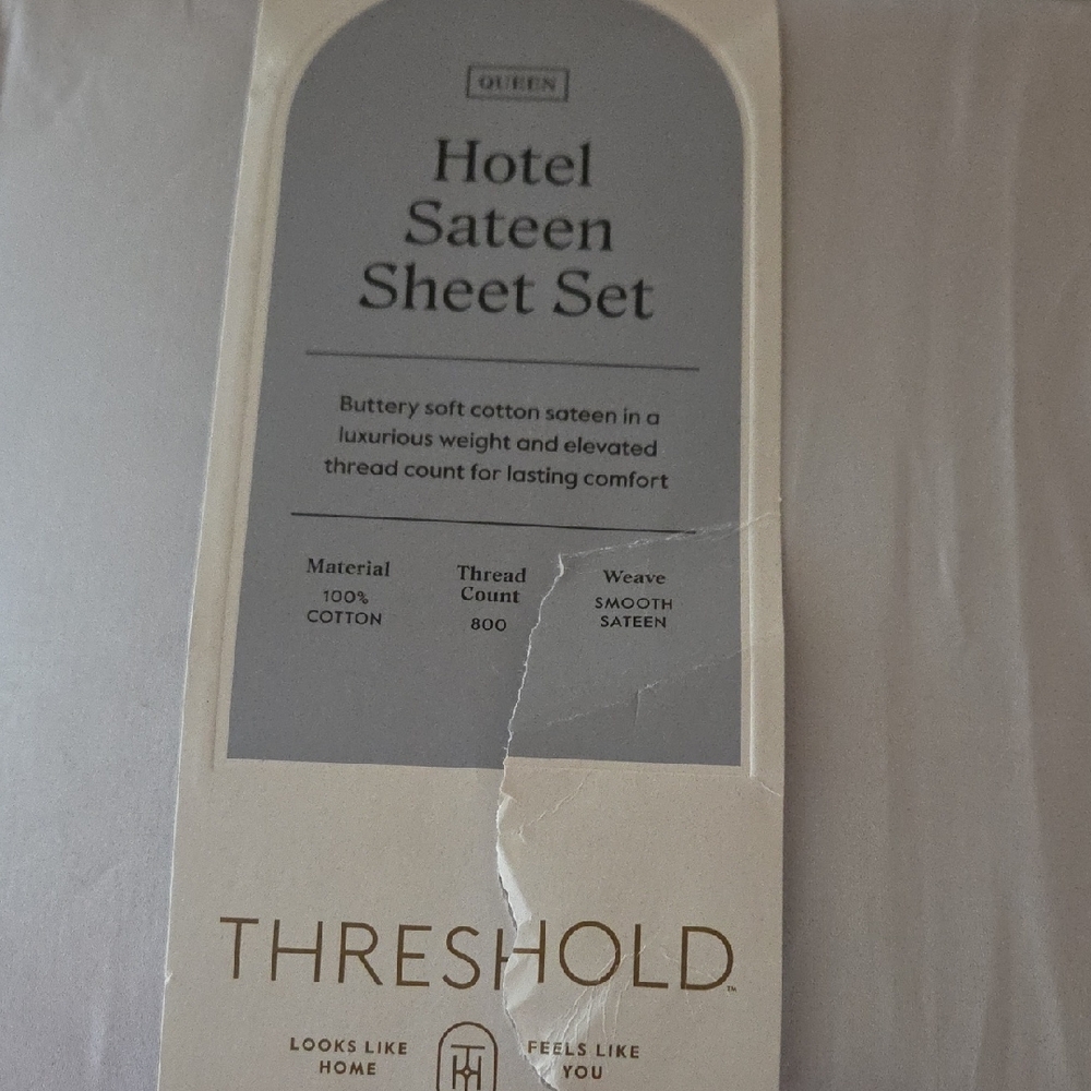 Threshold Hotel Sateen Sheet Set - White